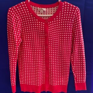 Cardigan pink sweater